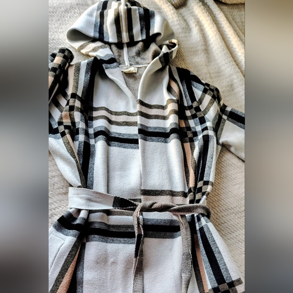 Plaid Hooded Cardigan Coat - Picture 3 of 8